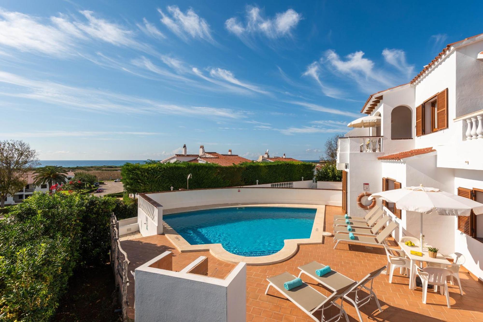 Villa Olivera Son Bou Luaran gambar