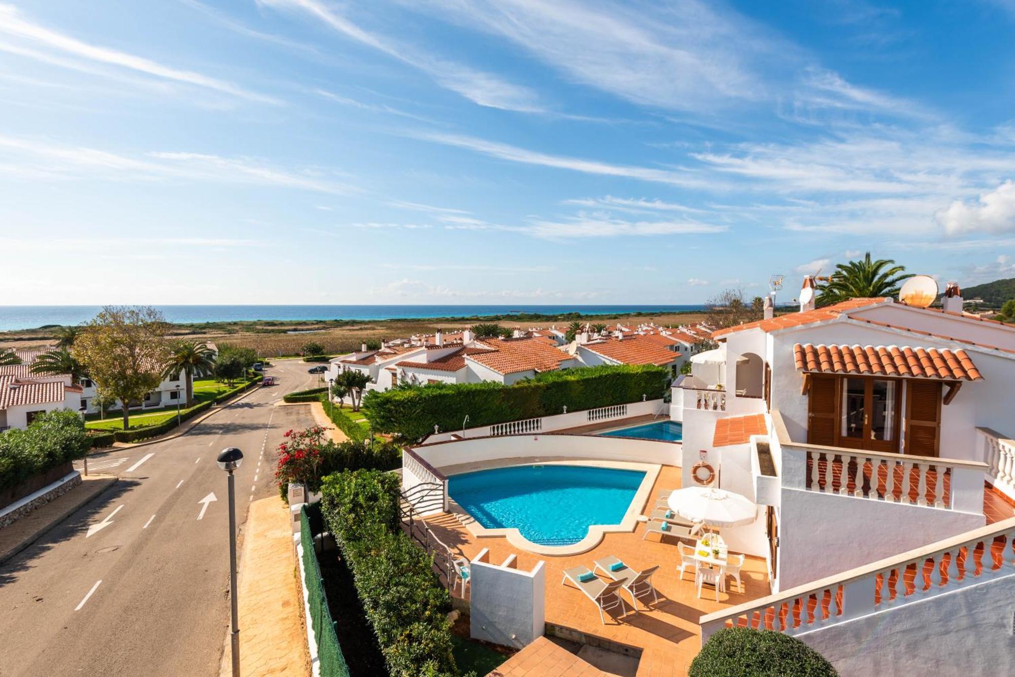 Villa Olivera Son Bou Luaran gambar